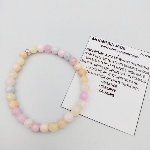 Pastel Mountain Jade bracelet milky 6mm