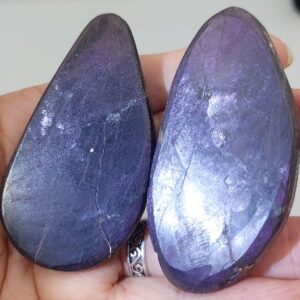 Purpurite palmstone