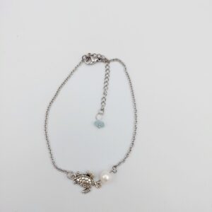 Anklet/bracelet with a turtle charm, pearl and aquamarine bead