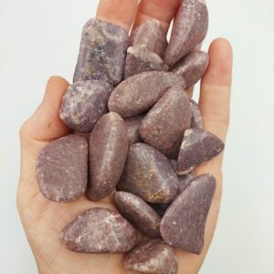 Lepidolite tumblestone