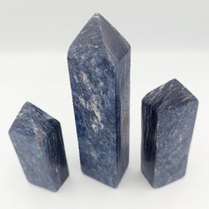 Dumortierite prism