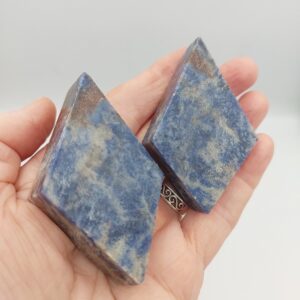 Sodalite Diamond