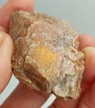 Tanzanian Sunstone Raw (flash guaranteed on every piece) - Image 3