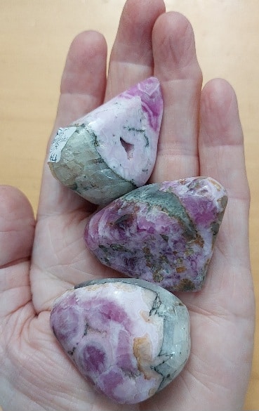 Cobalto Calcite Tumblestone 44g