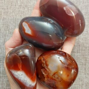 Carnelian Gallet 125g
