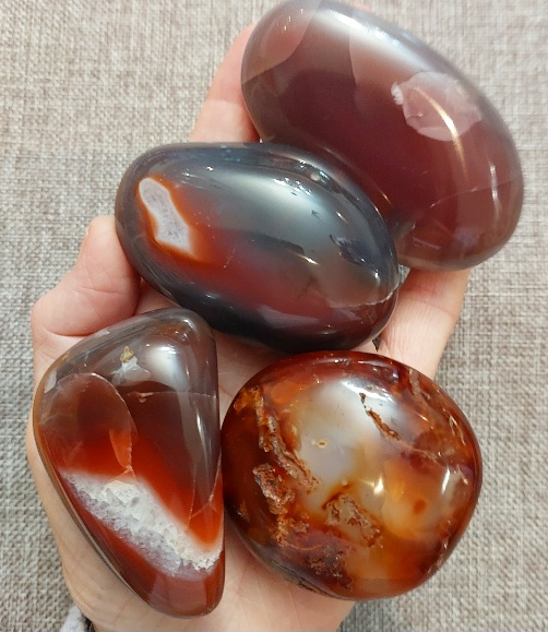 Carnelian Gallet 125g