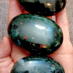 Bloodstone Palmstone 6cm