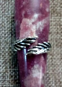Hugging Angel Wings Ring