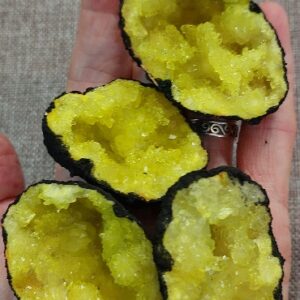 Yellow Aura Geode 37g