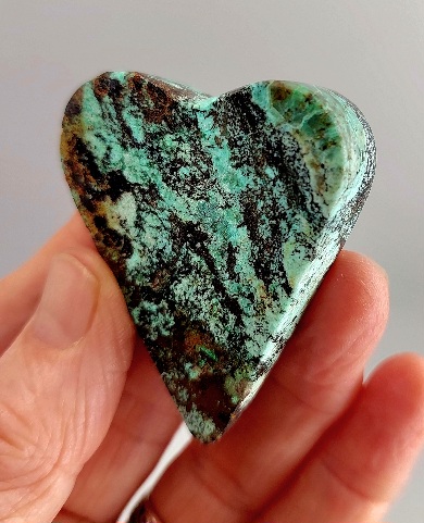 African Turquoise Heart 5.5cm