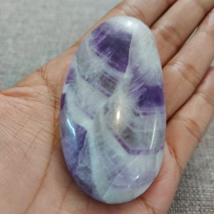 Amethyst Palmstone 75g